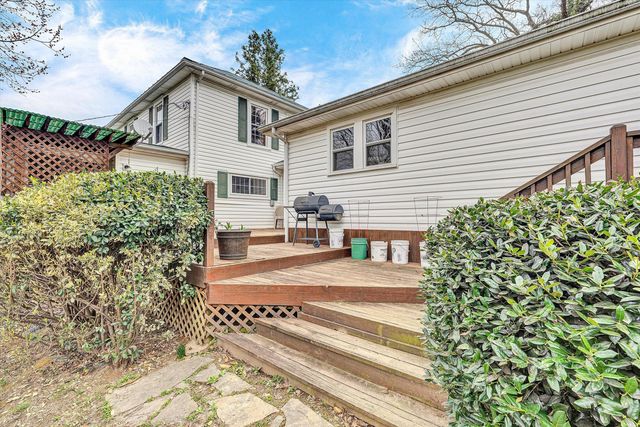 4015 Mud Lick RD, Roanoke, VA 24018