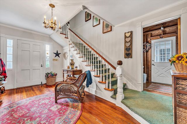 4015 Mud Lick RD, Roanoke, VA 24018