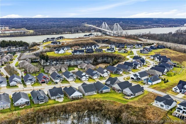 1019 Ridgeview Drive, Jeffersonville, IN 47130