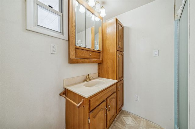 2184 Whites Hill Road, Hempfield Twp, PA 15601