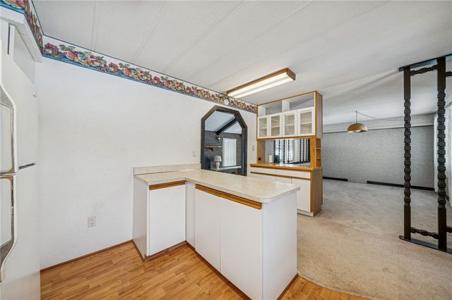 2184 Whites Hill Road, Hempfield Twp, PA 15601