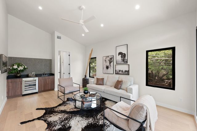 1514 NEWTON ST, Austin, TX 78704