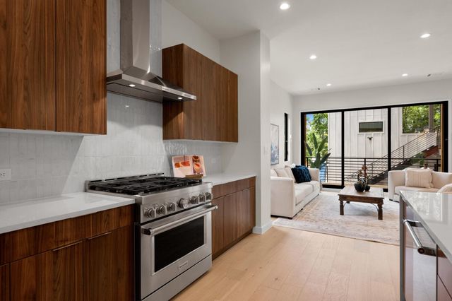 1514 NEWTON ST, Austin, TX 78704