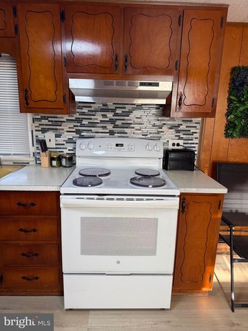 49 MAGNOLIA LN, Tabernacle Twp, NJ 08088