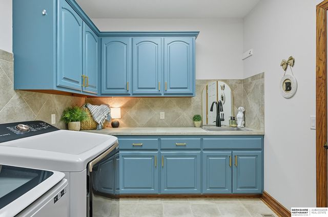7191 S 240th Street, Gretna, NE 68028