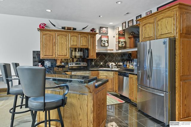 7191 S 240th Street, Gretna, NE 68028