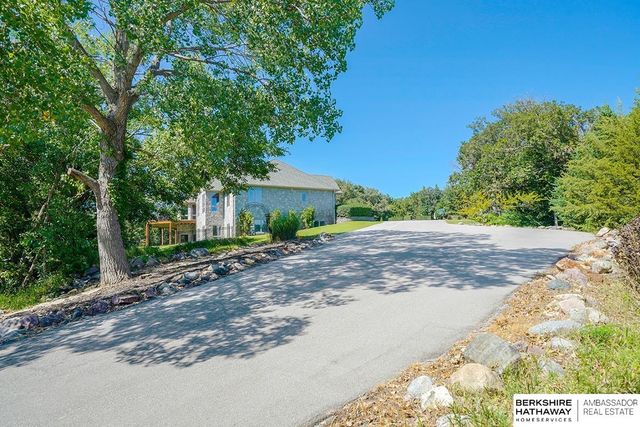 7191 S 240th Street, Gretna, NE 68028