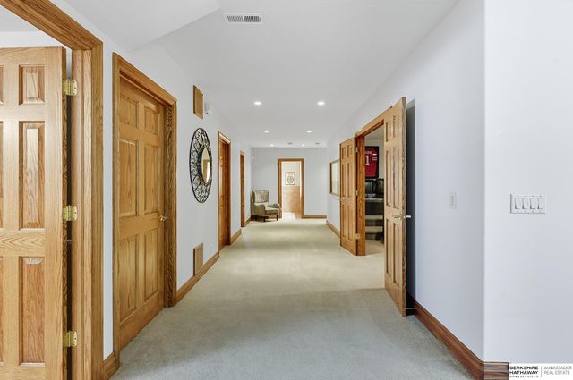 7191 S 240th Street, Gretna, NE 68028