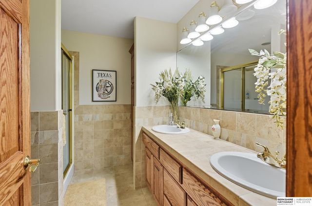 7191 S 240th Street, Gretna, NE 68028