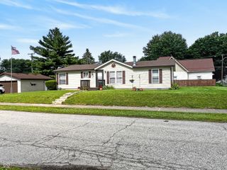106 N East Street, Carthage, IN 46115