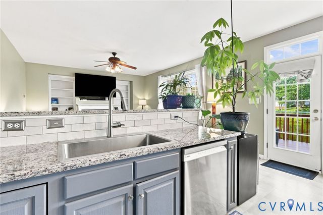 5612 Arbor Point Ter, Chester, VA 23831