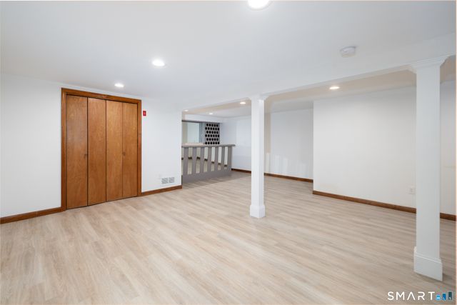 68 Heritage Drive, Naugatuck, CT 06770