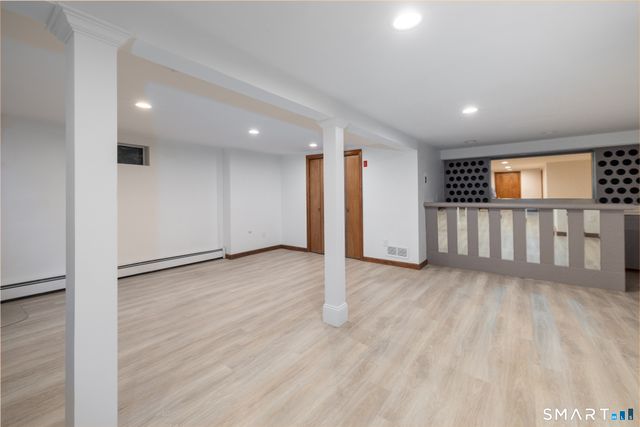 68 Heritage Drive, Naugatuck, CT 06770