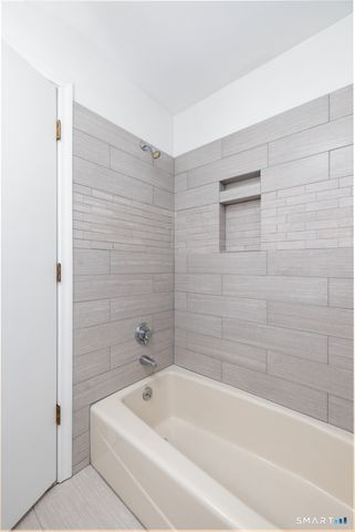 68 Heritage Drive, Naugatuck, CT 06770