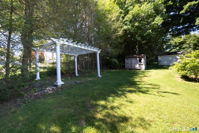 68 Heritage Drive, Naugatuck, CT 06770