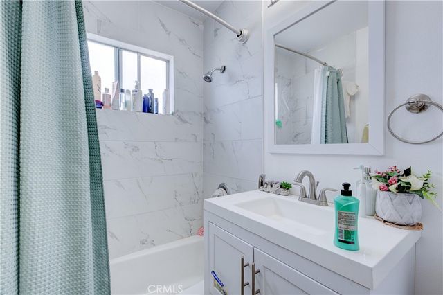 1720 Cerritos Avenue, Long Beach, CA 90813