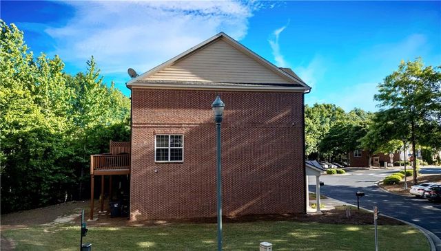 1885 Appaloosa Run Trail, Buford, GA 30519