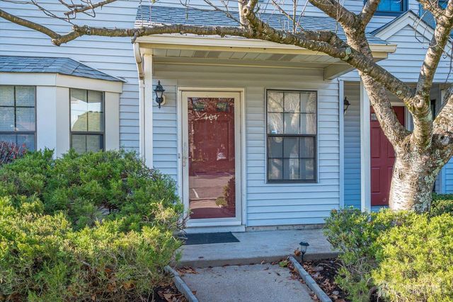 404 Maplecrest Road, Edison, NJ 08820