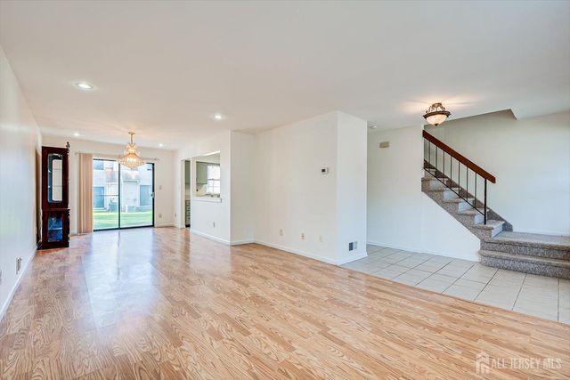 404 Maplecrest Road, Edison, NJ 08820