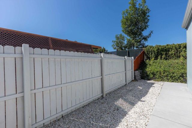 1333 Olive Avenue 69, Vista, CA 92083