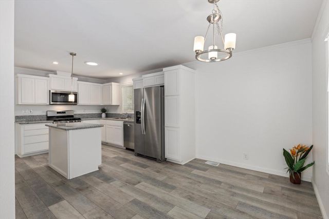 1333 Olive Avenue 69, Vista, CA 92083