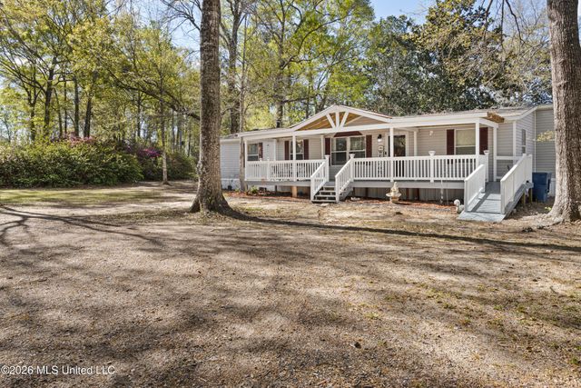 6124 Jim Ramsay Road, Vancleave, MS 39565