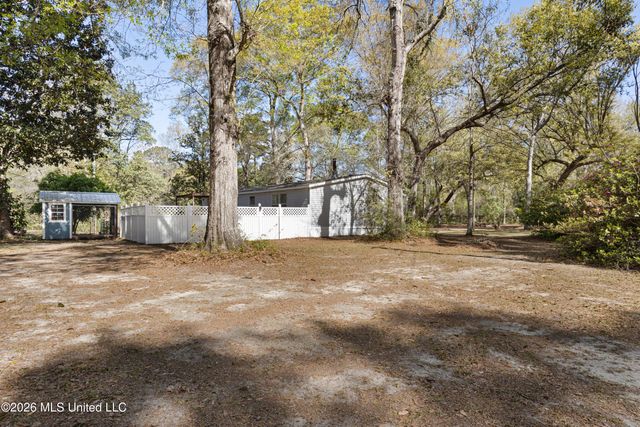 6124 Jim Ramsay Road, Vancleave, MS 39565