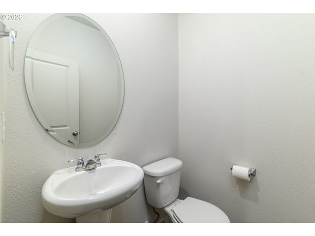 611 Ne 72ND St, Vancouver, WA 98665