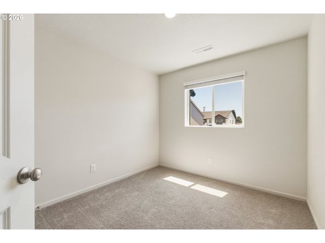 611 Ne 72ND St, Vancouver, WA 98665