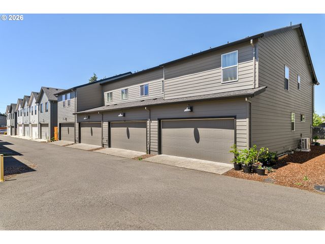 611 Ne 72ND St, Vancouver, WA 98665