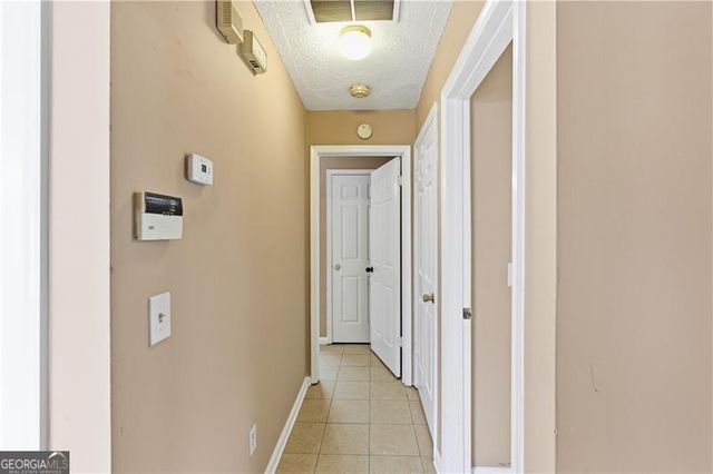 8811 W Chase Drive, Douglasville, GA 30134