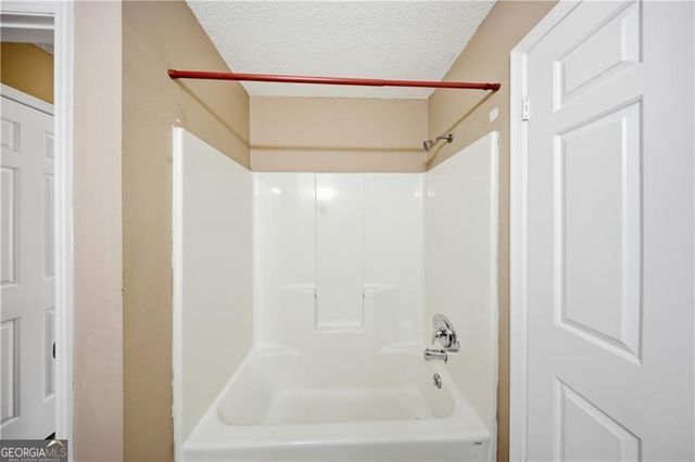 8811 W Chase Drive, Douglasville, GA 30134