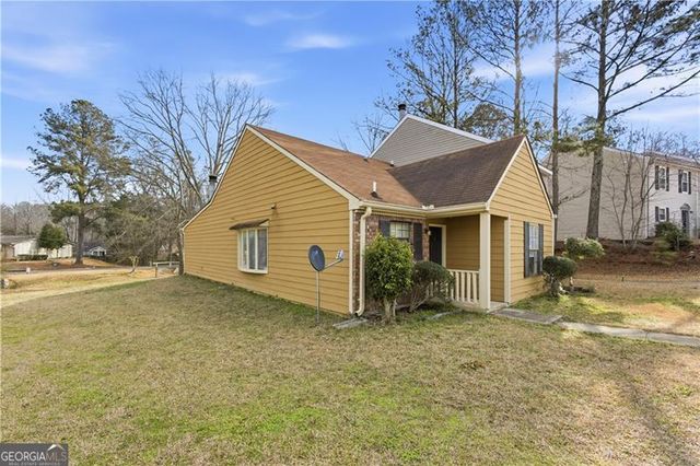 8811 W Chase Drive, Douglasville, GA 30134