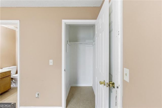 8811 W Chase Drive, Douglasville, GA 30134