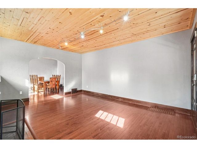 6 Alsace Way, Colorado Springs, CO 80906