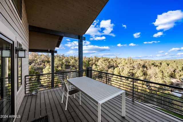 2262 Meadow Trail --, Overgaard, AZ 85933