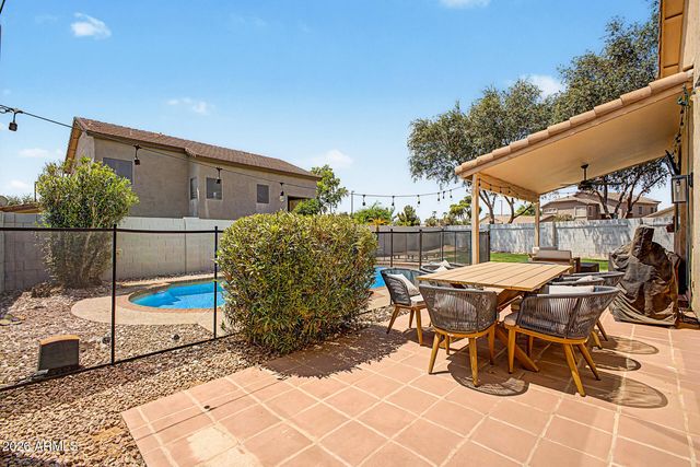1247 W PINON Avenue, Gilbert, AZ 85233