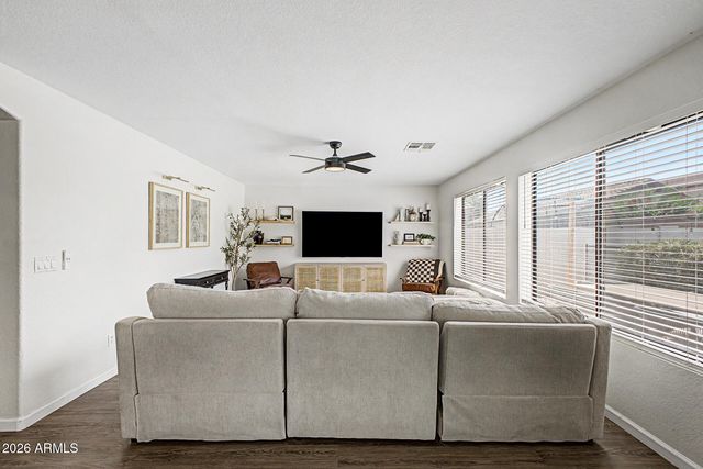 1247 W PINON Avenue, Gilbert, AZ 85233