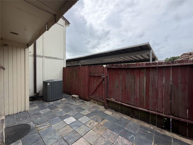 7841 Green Lawn Drive 7841, Houston, TX 77088