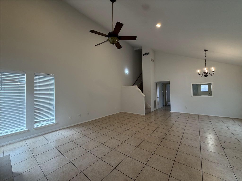 7841 Green Lawn Drive 7841, Houston, TX 77088