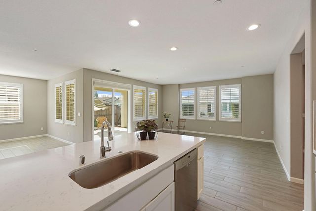 2574 Carmelo Ct, Lodi, CA 95242