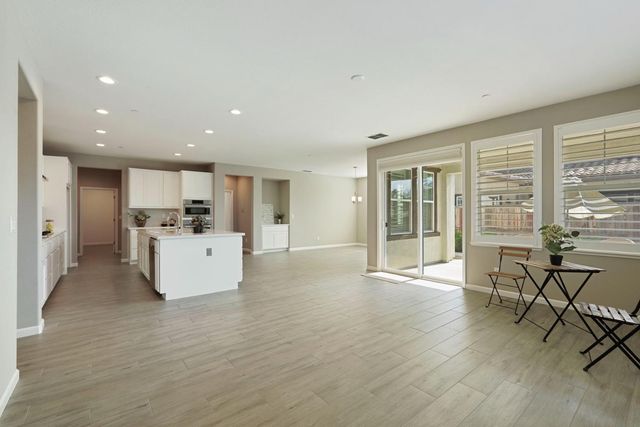 2574 Carmelo Ct, Lodi, CA 95242