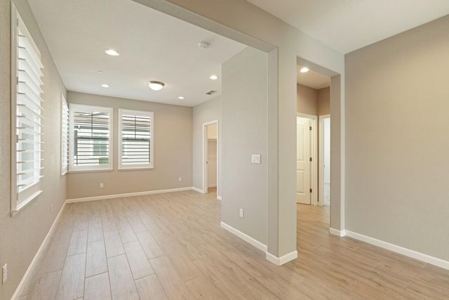 2574 Carmelo Ct, Lodi, CA 95242