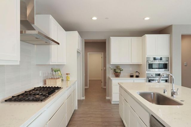 2574 Carmelo Ct, Lodi, CA 95242