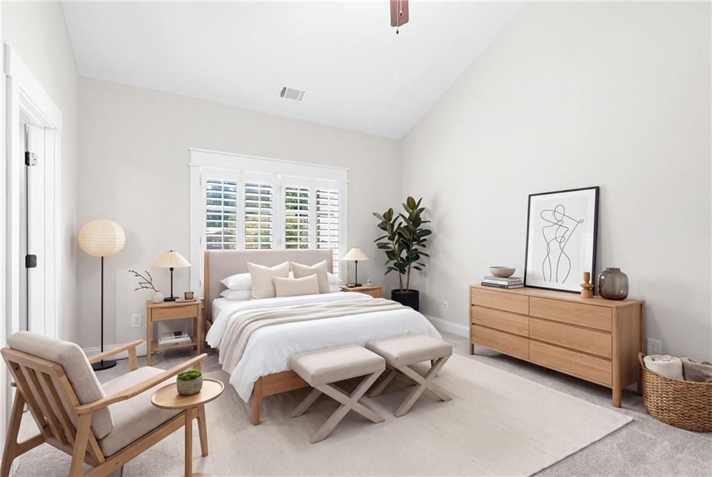 Image 32 of property listing at 2736 Pangborn Road, Decatur, GA 30033