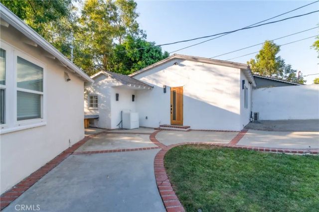 4711 Tyrone, Sherman Oaks, CA 91423