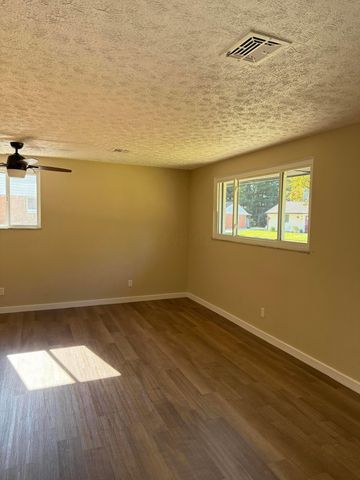 1656 Vilardo Lane, Columbus, OH 43227