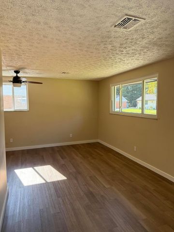 1656 Vilardo Lane, Columbus, OH 43227
