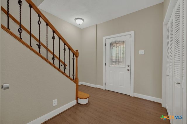 925 & 913 Glenn Dr Drive, Canyon Lake, TX 78133