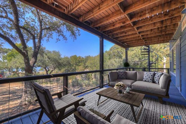 925 & 913 Glenn Dr Drive, Canyon Lake, TX 78133